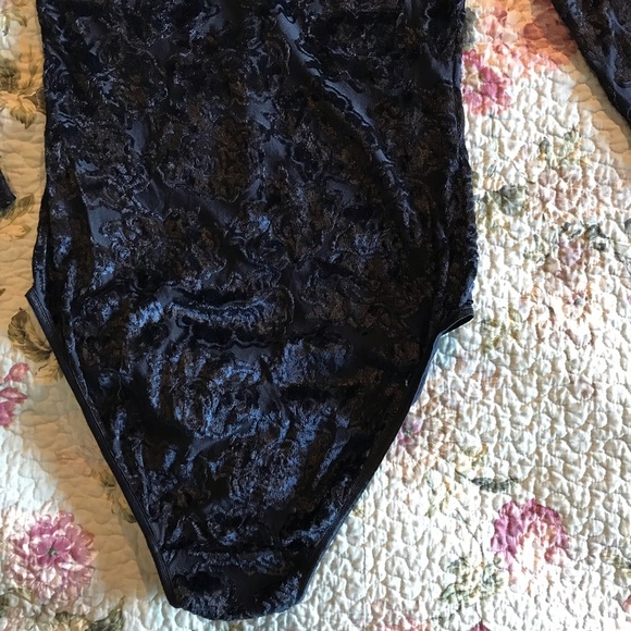 💕 Black mesh & velvet bodysuit black size S NWOT - Picture 9 of 10